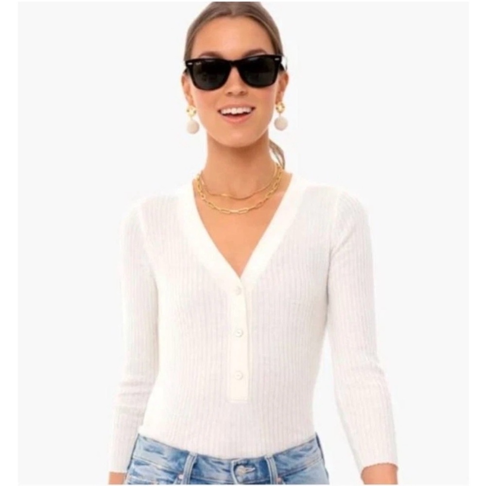 Tuckernuck 3/4 Sleeve Knit Henley Ribbed V-Neck Top in Ivory Size Small